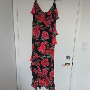 MELLODAY Asymmetrical Dress - Black and Red Floral